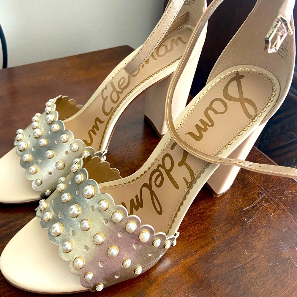 Great Condition Sam Edelman heels with pearls Size 10.